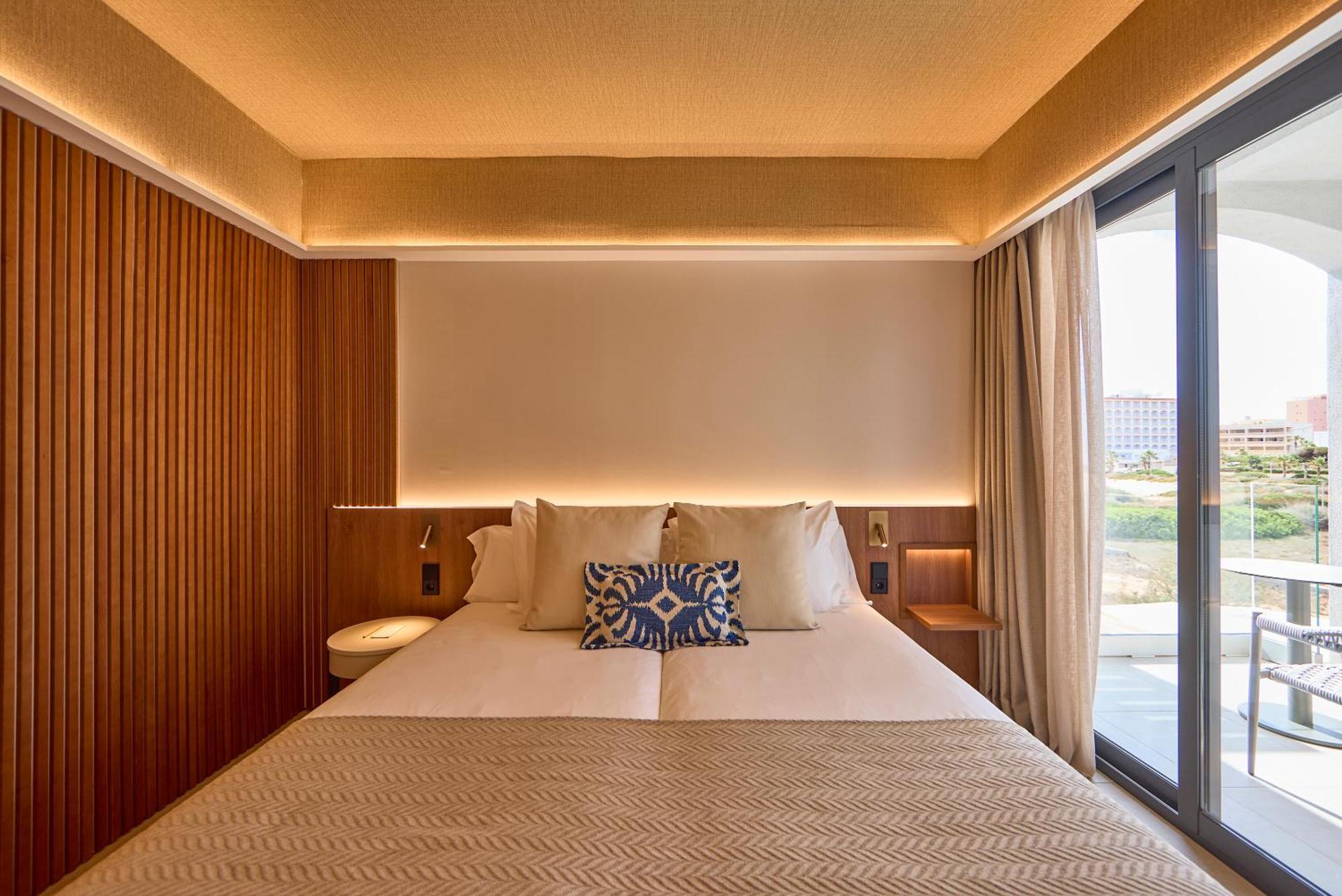 Universal Grand Leon & Spa Colonia de Sant Jordi Dış mekan fotoğraf